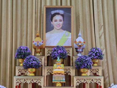 2569 – 06 -03 ::: พิธีเจริญพระพุทธมนต์และทำบุญตักบาตร ถวายเป็นพระราชกุศลแด่ สมเด็จพระนางเจ้าฯ พระบรมราชินี เนื่องในโอกาสวันเฉลิมพระชนมพรรษา 3 มิถุนายน พ.ศ. 2569